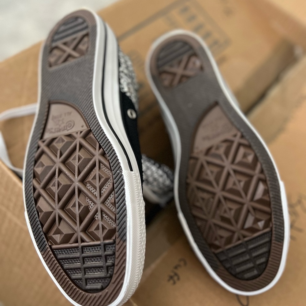 Converse Shoes View 5